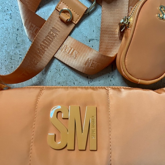 Steve Madden Sweet Mandarine Crossbody Bag - Picture 2 of 7